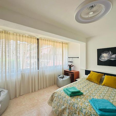 Apartamento Duplex 5 Min De La Playa ベニドルム エクステリア 写真